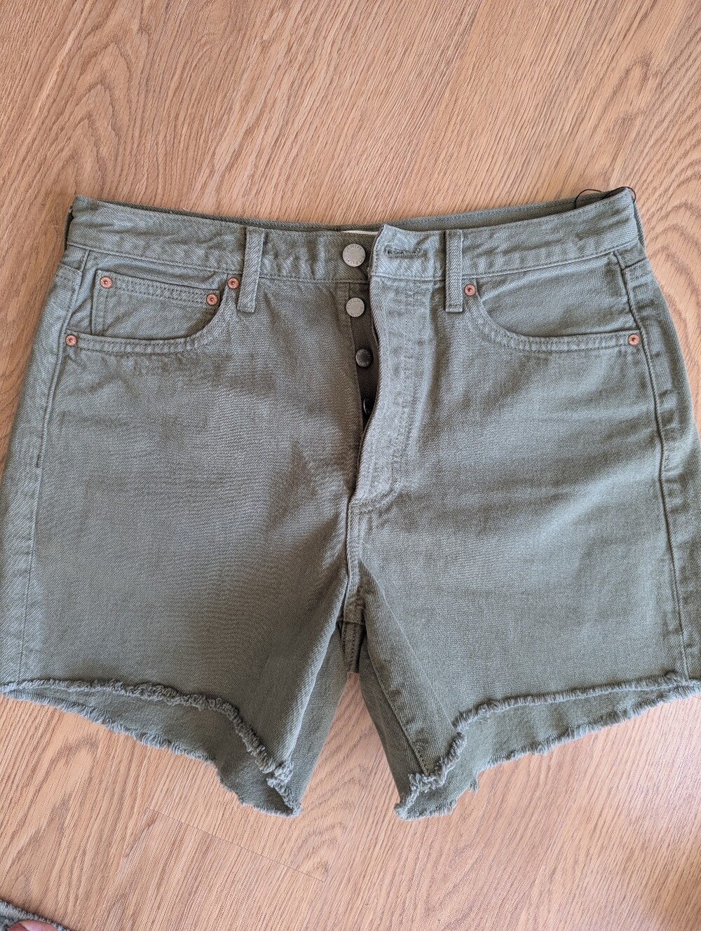 Denim Forum The Ex Boyfriend Midi Shorts Size 28 NWOT - Picture 3 of 6